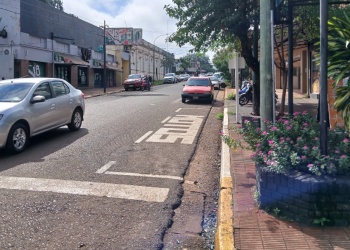 Apóstoles: analizarán estacionamiento medido para agilizar la zona comercial