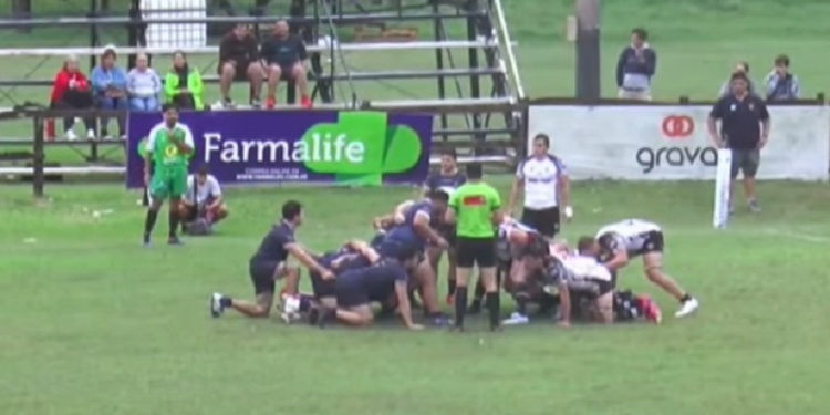 PAREJO. En el scrum se vio lo mejor del “Azzurro”, no así en el line-out.
