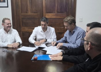 El IPS y la Policía firmaron un convenio para la prestación de servicios médico asistenciales