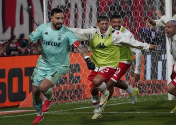 El Globo voló directo a la final del Torneo Apertura de fútbol