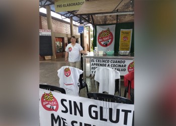 A sus 60 años, Norma sigue enseñando a personas cómo cocinar sin gluten