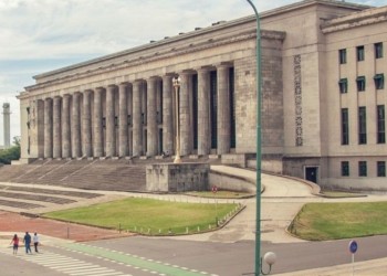 Estafaron a la UBA y se llevaron más de 1.500 millones de pesos