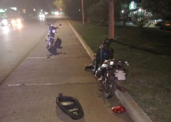 Dos jóvenes heridos tras choque entre motocicletas en Posadas