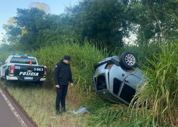 Despiste en la ruta 211: un auto volcó pero no hubo heridos