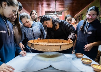 Estudiantes del Instituto Santa Catalina vivieron una jornada cultural y gastronómica en el Museo Guacurarí