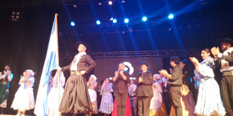 VIVA LA PATRIA. Este sábado en la antesala del 25 de Mayo, se vivirán múltiples actividades artísticas con música y danza.