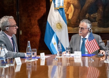 Argentina oficializó una serie de reformas en el sistema sanitario: cuáles son