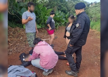 Adolescente se desvaneció a la salida de la escuela y debió ser asistida por policías