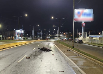 Tragedia vial en Posadas: un joven murió tras colisión entre una moto y un auto
