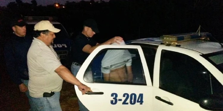 AL PATRULLERO. Valiente, en la tarde del sábado 10 de mayo de 2014, cuando fue detenido