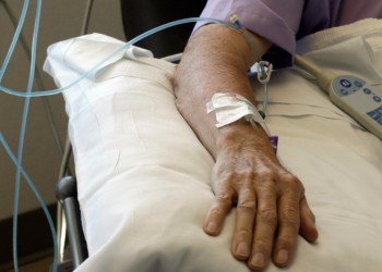 Investigación para prevenir el dolor en la quimioterapia frenada por falta de fondos