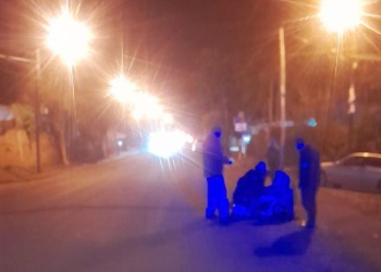 Grave siniestro vial en Oberá: un peatón sufrió traumatismo de cráneo