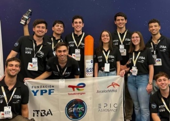 Estudiantes argentinos ganaron el mundial de ingeniería espacial de la NASA