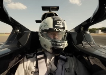 Brad Pitt y Javier Bardem pisan a fondo en el IMAX del Conocimiento