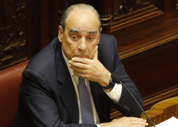 Guillermo Francos se retiró del Senado tras ser acusado de “mentiroso” por una senadora peronista