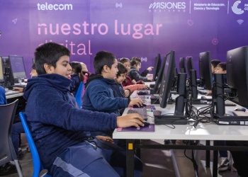 Telecom inauguró “Nuestro Lugar Digital” en Misiones destinado a docentes y estudiantes