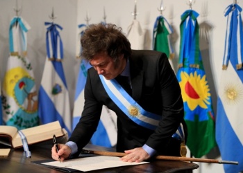 El Gobierno convoca al Consejo de Mayo para avanzar con la reforma laboral