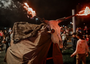 Festividad en honor a San Juan Bautista en el Parque Vicario