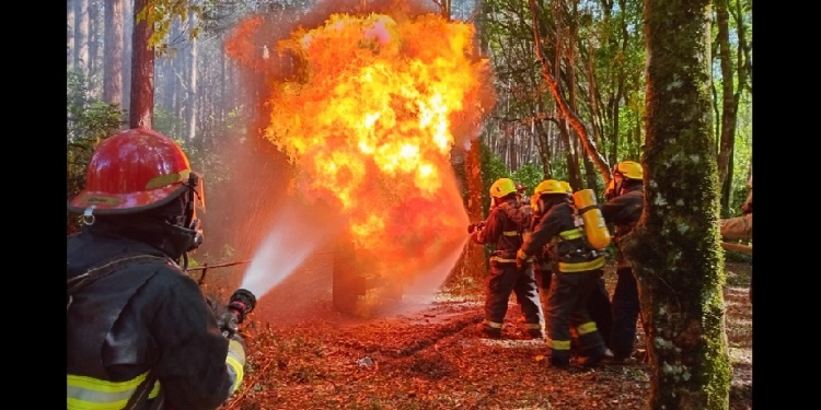 UNA BUENA. Los fondos de la Nación son fundamentales para el funcionamiento de los bomberos voluntarios.