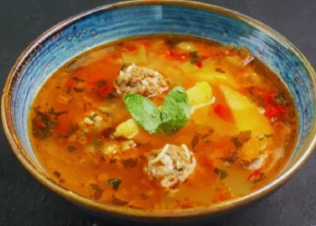 Recetas: un caldo que ayuda a proteger del Alzheimer