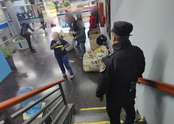 Cartoneros realizan protesta pacífica en la Municipalidad de Puerto Rico