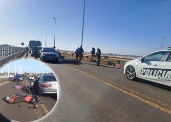 Dos motociclistas heridos en un choque en cadena en el Puente San Roque González de Santa Cruz