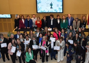 Misiones reconoció a 33 mujeres de la salud con la distinción “El Ángel de la Selva”