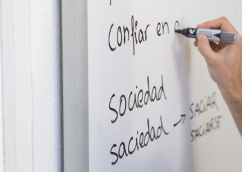 El desafío de enseñar español a extranjeros que llegan a Misiones