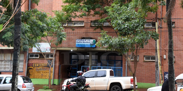 HARTOS. “No queremos que se acerque más a nuestros hijos”, exigieron.