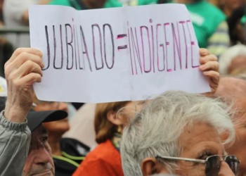 Más de 65 mil jubilados misioneros perdieron casi $1 millón en un año