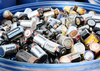 Simplifican los requisitos para la importación y fabricación de pilas y baterías