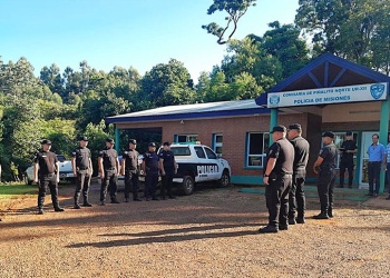 Un policía fue detenido en un operativo contra el tráfico de drogas y motos robadas