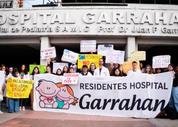 Se mantiene el conflicto en el Garrahan a la espera de un comunicado oficial