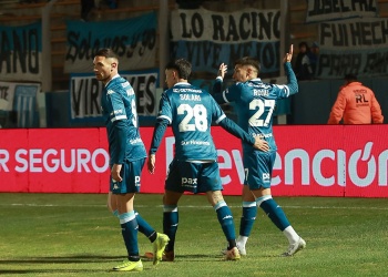 Racing fue una “maravilla” y pegó en los momentos justos para avanzar en la Copa Argentina