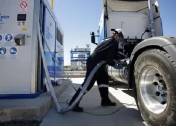 Postergan la suspensión de suministro de GNC por 24 horas más