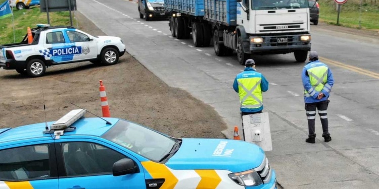 Con el decreto quedó sin efecto la disolución de la La Agencia Nacional de Seguridad Vial , la Comisión Nacional de Tránsito y Seguridad Vial, y Vialidad Nacional.