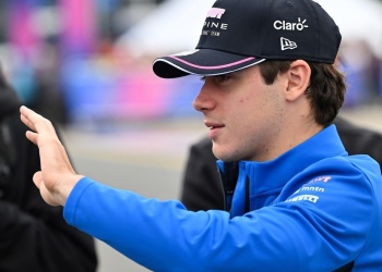 Colapinto pasó por un cambio de motor y larga desde boxes en Silverstone