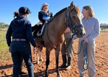 El Centro Provincial de Equinoterapia incorporó kinesiólogos a su equipo