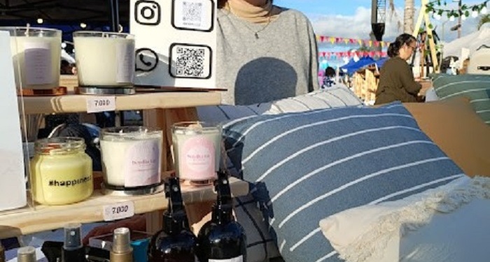 SOFÍA VALENZUELA su emprendimiento
en IG es @bendita_luz_