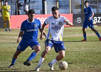 Mitre empató y quedó a un paso de la clasificación en el Federal A