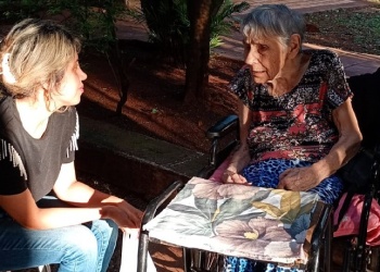 Raíces y Alas, un proyecto colectivo para llevar alegría a los adultos mayores