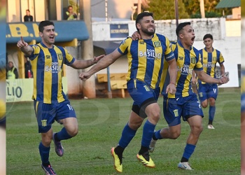 Mitre se juega la clasificación en un duelo clave y sueña con la Copa Argentina