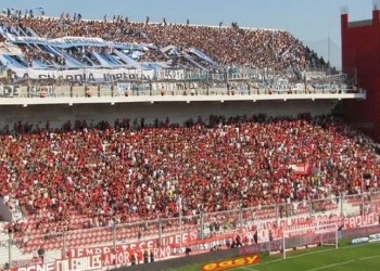El presidente de la AFA anunció que vuelven los visitantes al fútbol argentino