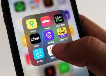 En Argentina, uno de cada cuatro trabajadores informales ya depende de apps como Uber o Rappi