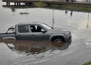 Identificaron al hombre que falleció tras ingresar con su camioneta al agua en Encarnación