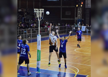 Con mucho público, el Campeonato Argentino de Cestoball se vive a pleno en Eldorado