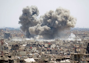 Momento del ataque israelí al Ministerio de Defensa en Damasco