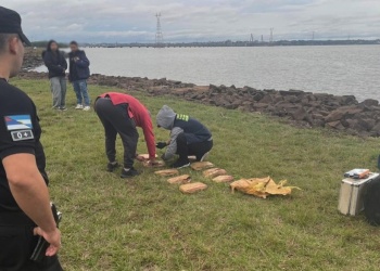 Encontraron alrededor de 15 kilos de droga en la Costanera de Posadas
