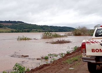 Seis familias fueron evacuadas por la creciente del río Uruguay