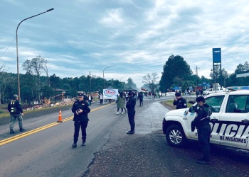 Hubo varias horas de corte docente en la ruta nacional 12